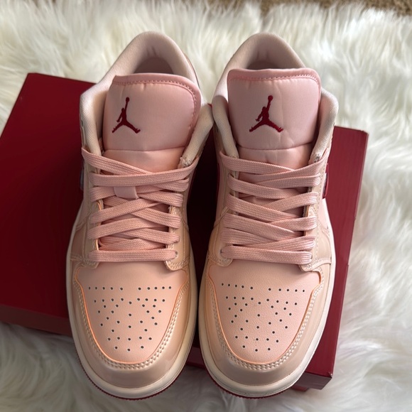Jordan Women's Pink Sneakers - Air Jordan 1 Low SE - Picture 12 of 14